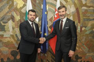 Имение на паметта, начин на сила