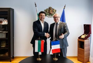 Санкциите на ЕС срещу китайските фирми заплашват икономическите връзки