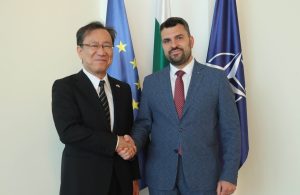 Среща на министър Георг Георгиев с посланика на Япония в България Хисаши Мичигами