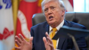 Тъй като пътуването на Тръмп в Китай е в неопределеност, предстоят нови търговски преговори: анализатори