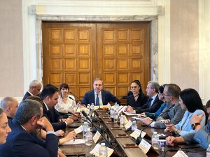 Министър Гуцанов: Не бива България да е привлекателна с ниски заплати