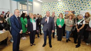 Учители, лекари и IT специалисти са започнали работа у нас с подкрепа по мярката „Избирам България“